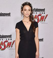 Stella Maeve, 35 лет, США Stella Maeve, 35 лет,